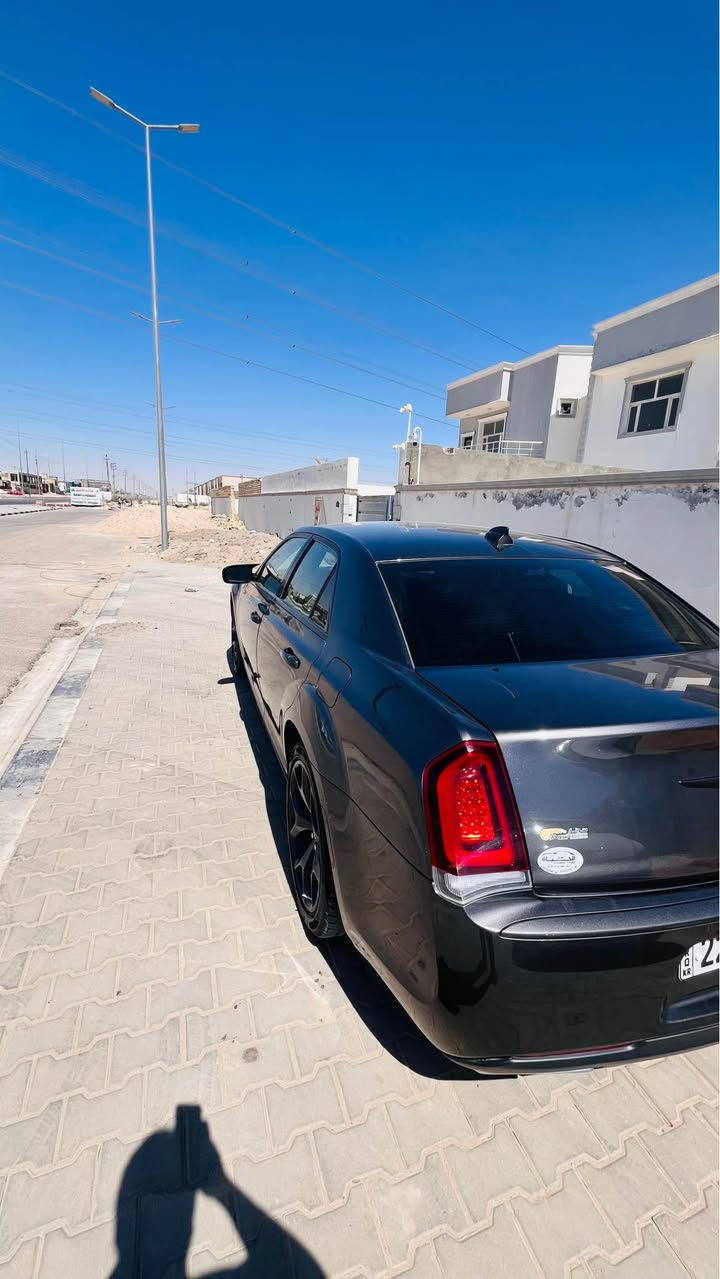 اوباما touring300 وارد امريكي 2023
.
لون نفطي السيارة بيها قطعة مبدل بلادي ايرباك الدشبول فقط
السيارة كلش جديدة وتسجيل وهزة جديد رقم اربيل
.
•
المواصفات 
بجم S طويل دبل لحية
ماشية 46 الف
محرك V6
لايت زنون وبلوجكتر زنون احمر  LED
شاشة كبيرة كار بلي 
دواخل ابيض حليبي وسود 
ويل كب 20 وتايرات الشركة
كامرة دوارة 
تحكم ستيرن 
•••••
مكان السيارة بابل
***********
‏‭***********‬

🟩علق سوف يوصلك الرسائل سعر حلة, بابل
