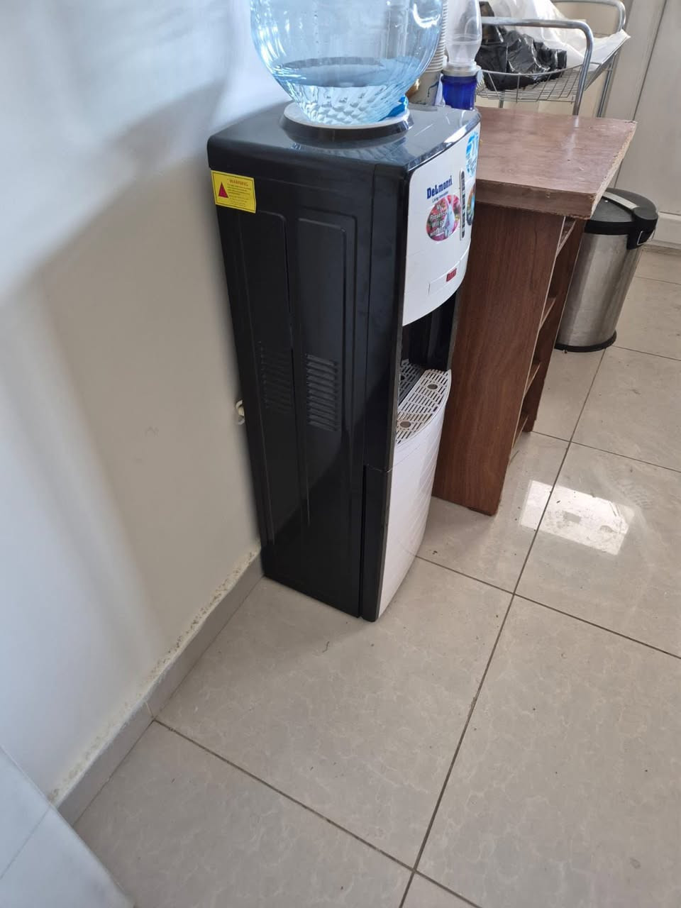 اثاث مستعمل نظيف للبيع
***********
