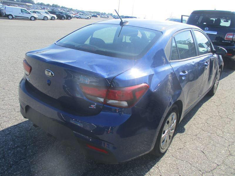 سلام عليكم كيا ريو موديل ١٨ حادث اعمال تخريب بالمريكا لا شاصي ولا ايرباك بجم كبس دواخل نضيفه صبغ احزام بيها بدون قماره الموصفات فئه S
تحكم ستيرن مانع انزلاغ كامره دواره انضمه قياده عادي وسبورت اوتو منافث شحن كروس مثبت سرعه كير محرك برغي ممفتوح بيهن باتري جديد صدر جديد السعر ١٠٣ وبيها مجال رقم العاتف *********** السياره شماليه باسمي
