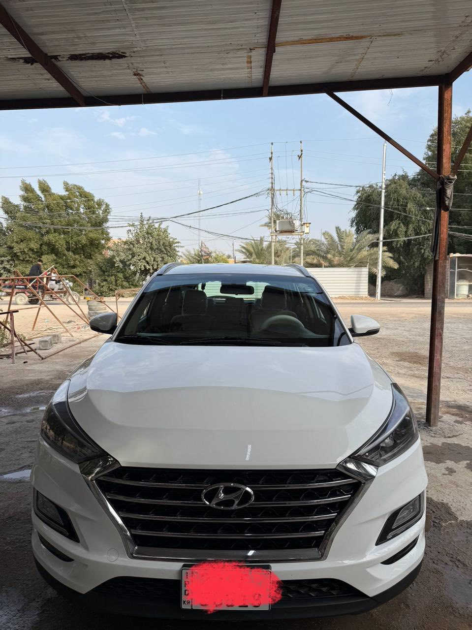 السلام عليكم
توسان خليجي للبيع فقط ، لون ابيض موديل 2019بدون حادث مكفوله كفاله عامه من الضربه او الصبغ 

مواصفات الخليجي معروفه 

سياره ماشيه 100 الف 
 سيارة مال بيت و كل ادامتها و صيانتها عند الوكاله الرسميه رقمها اربيل الجديد بسم كردي  مكان السياره النجف السعر    اتصل  وبيك خير ودلل ***********
