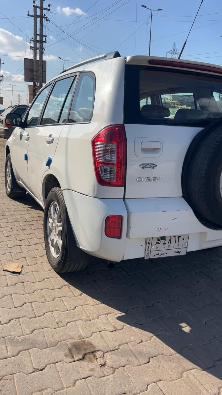 للبيع تيكو 2013 كير كهربائي 
رقم بغداد ماشية 108 ألف 
مابيها قطرة خياس 
بيهة جاملغ الايمن مصبوغ فقط 
سيارة جديدة حيل محرك كير صدر 
ترايها يخبل 
بدون نواقص 
سعرها 58 وبيها مجال حك الجية مكاني بلديات 
***********
