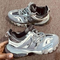 بلنسياكا • اصلي • قياس٤٠ ونص