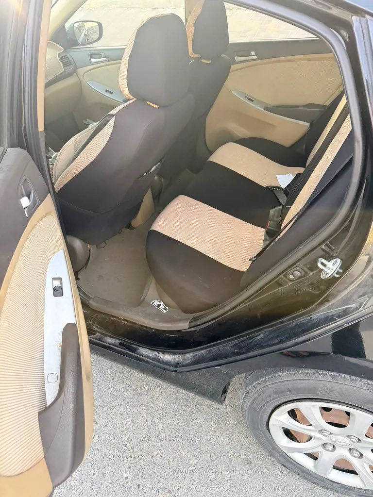 اكستن خليجي بدون حوادث نظيف
ممشى 82 الف 
السعر 58 ورقة 
بدون ارقام 
تواصل على رقم 

 ‭+964 782 797 2047‬
