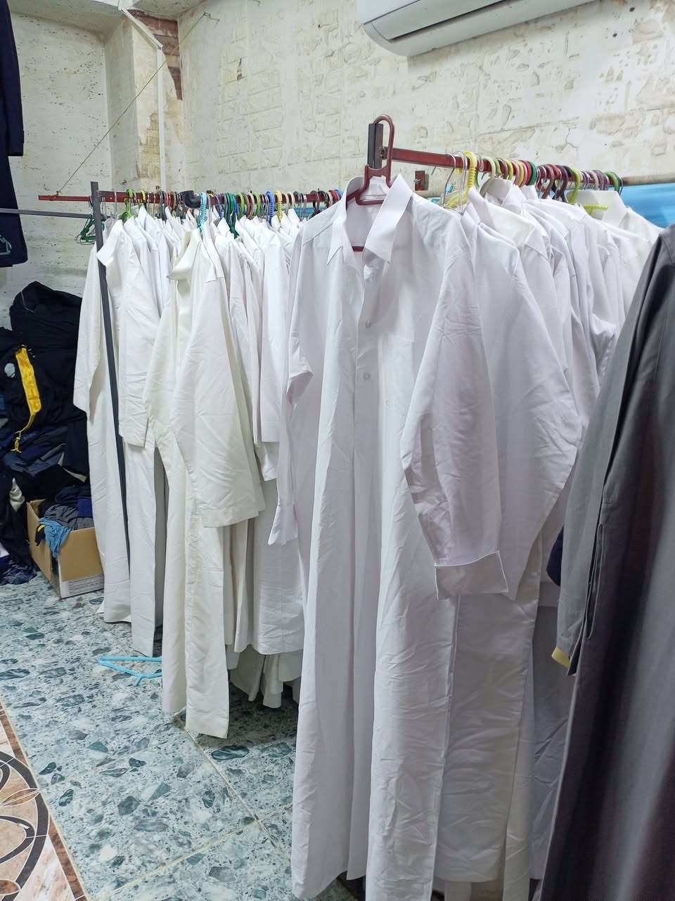 تم نزول دشاديش الصيفي رجالي شبابي ولادي وكلابيات بأنواعها الأسعار
٥٠٠٠
العنوان حديثه سوق الحي العسكري مقابيل مدرسة البسمه للبنات العماره الصفراء محل الخليج ابو شهاب
***********
