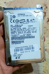 هارد ديسك • هيتاشي