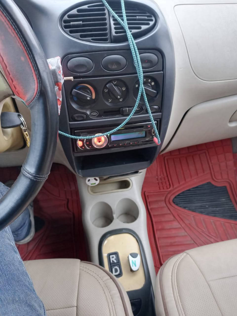 للبيع كيو كيو كير اوتماتيك موديل 2012 بدون حادث فقط تبديل دعامية خلفية تبريد تدفئة شغالة رقم بغداد محرك كير حدادية بحالة ممتازة تخم تايرات جديد 
العنوان بغداد الشعب للإستفسار *********** واتساب
