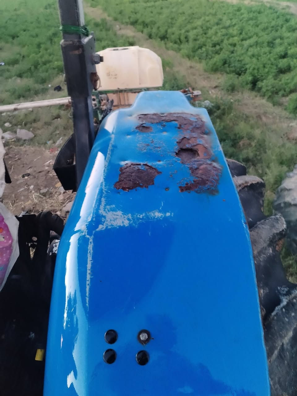 سلام عليكم ماكينه للبيع موديل 2011 رقم قادسيه رقم انكليزي استفسار عن الرقم ***********
