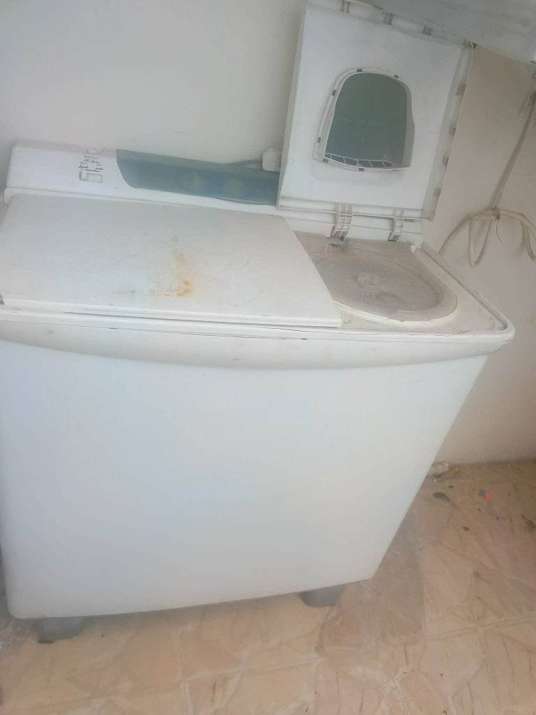 للبيع 
غسالات العدد 3 سعر الوحدة 75وبيهن مجال موصل أيمن


**إذا كنت صاحب هذا الإعلان وتريد حذفه لأي سبب، رجاءا أرسل رسالة إلى الدعم الفني**