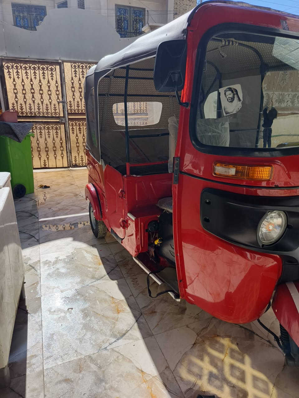 تكتك 22شهر8 سنويه ورقم نكليزي محرك مكفول الكشره بيه بارد  شويه يم البك لايت سعره 8600 وبيه مجال مكاني ميسان حي شرطه *********** موجود ع واتساب
