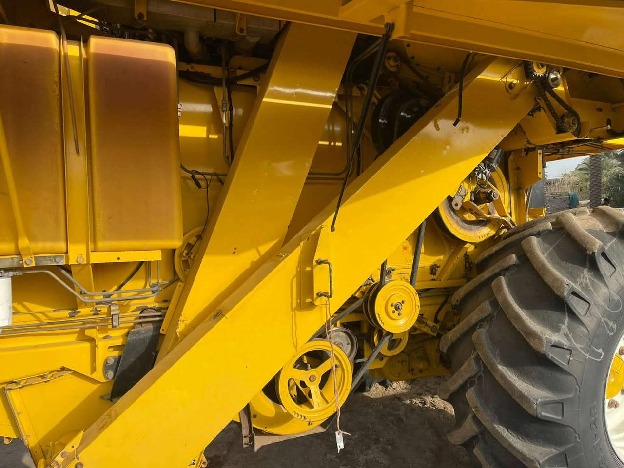 دراسه نيهولند لبيع ربعه بلم هايدرو مديل2007رغم ربيل نضيفه حيل السعر 70وبيه ‬ ‭0771 434 7827‬مجال
