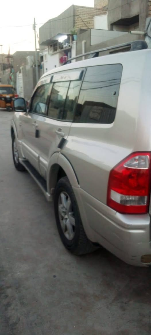 للبيع باجيرو 2006 رقم بغداد السعر شده وبيها مجال بيع او مراوس مكاني بغداد للاستفسار *********** مكلف بالنشر
