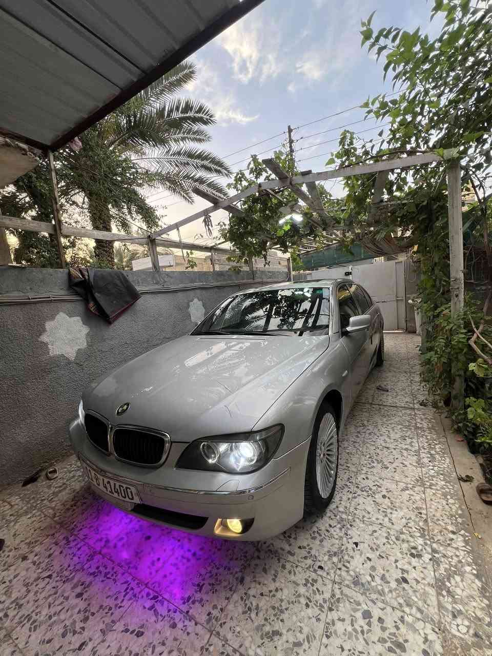 السلام عليكم  ورحمه الله وبركاته اقره التفاصيل واتصل🤍

باخره للبيع بسعر مناسب موديل 2006 اصل وفصل
حجم 750 il  V8.  بلادي  مكينه وكير  وكاله
 بردات ٥ كهرباء شغالات  
بوب شفط جنطه شفط فول مواصفات سياره 
مصبوغه عام جماليه وبيها ظربه جاملغ خلفي وامام سايق بسيط  من الخارج
 رقم بغداد نكليزي بسمي شخصيا سنويه ٢٠٢٩ 
 سياره جاهزه وترايك ٢٦٠  وناعمه خير من الله 
تخم تاير وويل ١٨
سياره كلش حلوه لايت زنون بلاد كهربائيات شغاله كلها  
فقط تبريدها ثلج شرط قطعتين بس صار ٥ ايام كمبرسير. وكف فقط طلقه تتبدل غيرها كله جديد مبدله. وشغال عندي فول
سعرها ٩٥ قفل والموشراي لا يتصل رحمه لوالديكم ويبقه يسولف وشراي بخدمته  مكاني بغداد المحموديه واعذرونا عالاطاله♥️
***********
