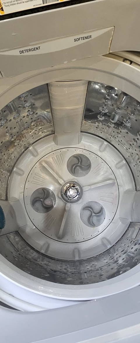 سلام عليكم غساله LG الصليه سعره قفل ب ٦٠٠ القياس 16كيلو
ملاحضه الغساله كلش جديده


**إذا كنت صاحب هذا الإعلان وتريد حذفه لأي سبب، رجاءا أرسل رسالة إلى الدعم الفني**