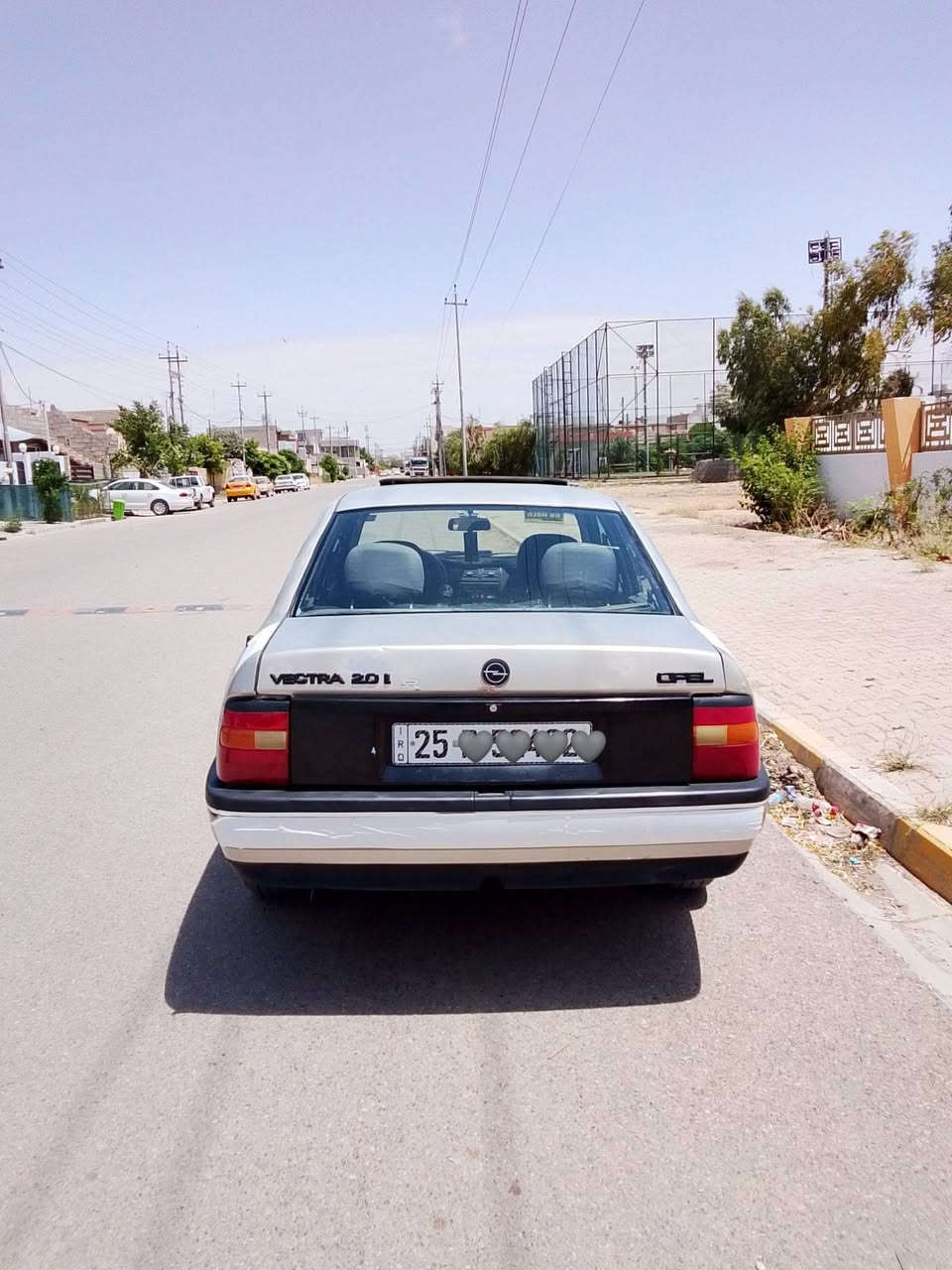 أوبل فكترا
موديل 92
حجم 20
بدون صبغ بدون معجون بلادي بدون ضربه
شرط الوكاله والتحويل 
رقم جديد سنويه جديدة مع بطاقه بانزين 
رقم الهاتف: ***********
السعر (35) وبي مجال
