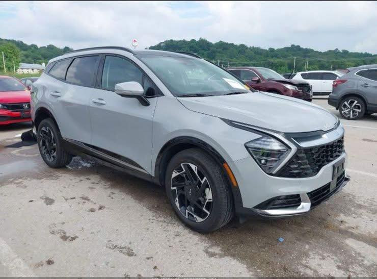 ابيع بالعقبة حاليا مطروحه بالعقبة واصلة
للبيع كيا سبورتج فول الفول 1/1 اس اكس برستيج الطويلة اعلى فئه

موديل 25 
حادثها الداير مال الجمالغ السايق بارد فقط
ماشية 6 الاف ميل اخت الزيرو
اللون سموك سمنتي المرغوب 
المواصفات السيارة
1 -  بنوراما
2 - بصمة تشغيل ابواب صندوك
3 - صندوك كهرباء
4 - شاشة كبيرة دجتل على طول الدشبول متصلة
5 - كيجات متغيرة حسب الوضعيات
6 - انظمة القيادة - سبورت - سمارة - نورمال
7 - كشانات جلد لون اسود ابو الزغرفة مو عادي
8 - كراسي كهربائي فول تحكم مع كشن ميموري
9 - اظواء ترحيب عند الاقتراب مع ترحيب داخلي عند الصعود
10 - شحن وايرليس
11 - منافذ تايب سي 3 مع 2 في الكشنات ومنفذ يو اس بي
12 - هند بريك بصمة 
13 - اوتو هولد
14 - رادارات 360 درجه
15 - 5 كامرات بالاشارات وامامية وخلفية ووحدة فوك
16 - فول رادارات امامية وخلفية
17 - تحديد مسار ذكي 
18 - قيادة الية ذكية
19 - نقطة عمياء 
20 - كروز سرعة
21 - تبريد وتدفئة كشنات مع تدفئة ستيرن
22 - سستم صوت هارمن harman / kardon
23 - خزن كشن سائق ميموري وضعيتان
24 - وضعية تغيير صوت المحرك
25 - اشاير بالمري
26 - تشغيل عن بعد
27 - شاشة لمس متغيرة لتحكم المديا او للتبريد
28 - ستيرن فول تحكم 
29 - ليدات ارضية متغيرة 
30 - مكينة 2500 وكير 8 نمر
31 - السيارة فور ويل 
32 - بصمة عدد 2
33 السبير ما نازل 
34 - حساسات توقف ذاتي 
35 - حساسات امامي خلفي 
36 - بجم لد وفول زنون وبك ليت لد
السعر والاستفسار على الرقم او واتساب
*********** واتساب موجود
