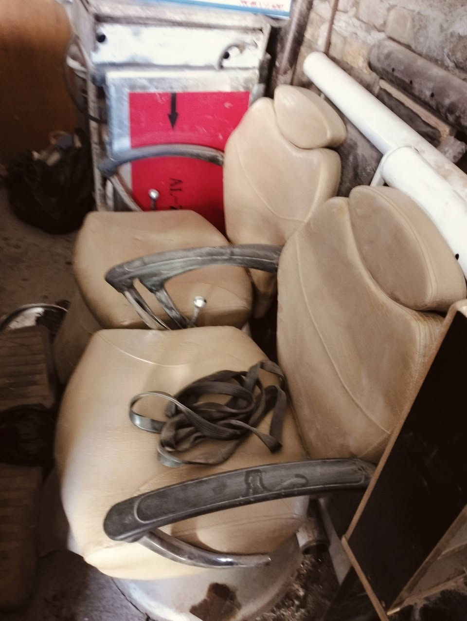 اغراض للبيع كلمن وسعرة مكاني بغداد العبيدي ***********
