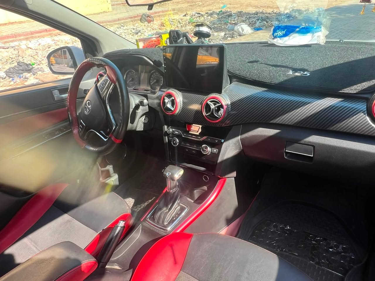 � للبيع – سيارة BAIC X25 موديل 2018
📍 الموقع: بغداد الرصافه
📌 رقم: بغداد رقم انكليزي سنويه لل 2031
🎨 اللون: ابيض
📄 السيارة: حرة ثاني يوم باسمك

⚙️ المواصفات:

محرك 1500 سي سي 
گير أوتوماتيك سبورت
مكينة وگير ياباني
شاشة لمس
حساسات خلفية
تحكم بالستيرن
إشارات بالمرايا
مثبت سرعة
تبريد شغال
كشنات جلد
السعر : 85 وبيها مجال
💎 سيارة نظيفة كله شركه بل واقع احلا 
للإستفسار التواصل : ***********_***********
