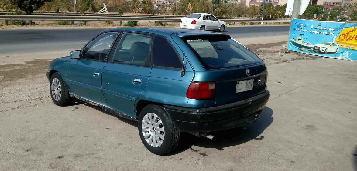 بەناوی خوا فرۆشتنی خێرا ئۆپل استرا مەکینە ١٦ تاک نۆ زڵ  لایت فڵچە ئیشارەت تەرجیل ئیستۆپ لایت گشت گیانی ئیش ئەکە تەیەو ویلی لۆک پاتری لۆک نرخ تەنیا ٧ گەڵا قفڵ کەمیک سەوتی جوعوبی مەکینەی هەیە  نەدوو کەڵ نە بوغار هەیە بەشەرت ماڵی فەقیر ٧ گەڵا قفڵ تکایە زانیاریکان بخوینەوە ئەنجە تەلەفون بکە سەیارە بە قەرز و نامە نافرۆشم بەس تەلەفون سلیمانی گەڕەکی تواسپی نزیک هەواری شار ؟
*********** السليمانية, العراق
