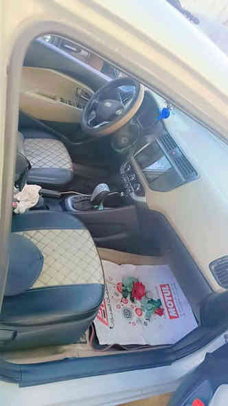 السلام عليكم كيا ريو خليجي موديل ٢٠١٣ كير محرك صدر مكفول بيه قطع صبغ بدون حادث اثر شخوط مال بيت وصاحبت السياره اداوم مرور الطوبجي السعر ٨٥ ورقه وبيه مجال سياره مال بنيه رقم جديد الاتصال  ***********
