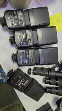 كاميرات • للبيع