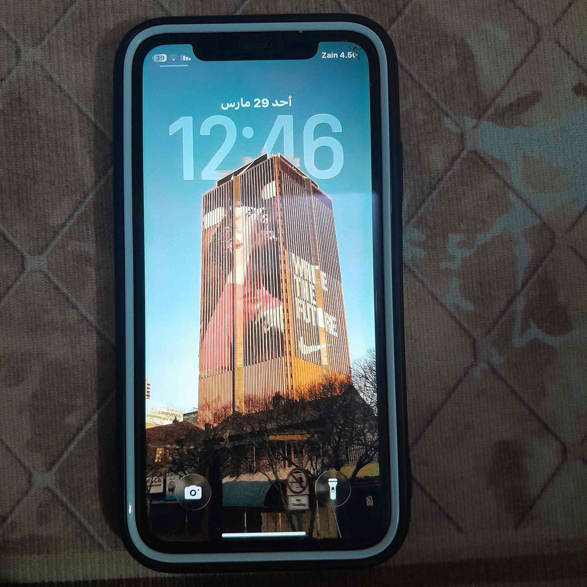 سلام عليكم 
ايفون 11 
اللون اسود
بطارية 86 مامبدله 
ذاكرة 128
شاشة ثلاث خيارات مامبدله 
فيس ايدي شغال 
مامبدل بي ايشي الجهاز فول نضافة وعلى ضمانتي 
السعر 290 قفل رجاء بدون احراج 
العنوان الرمادي جزيرة البوعلي الجاسم 
التواصل ***********
