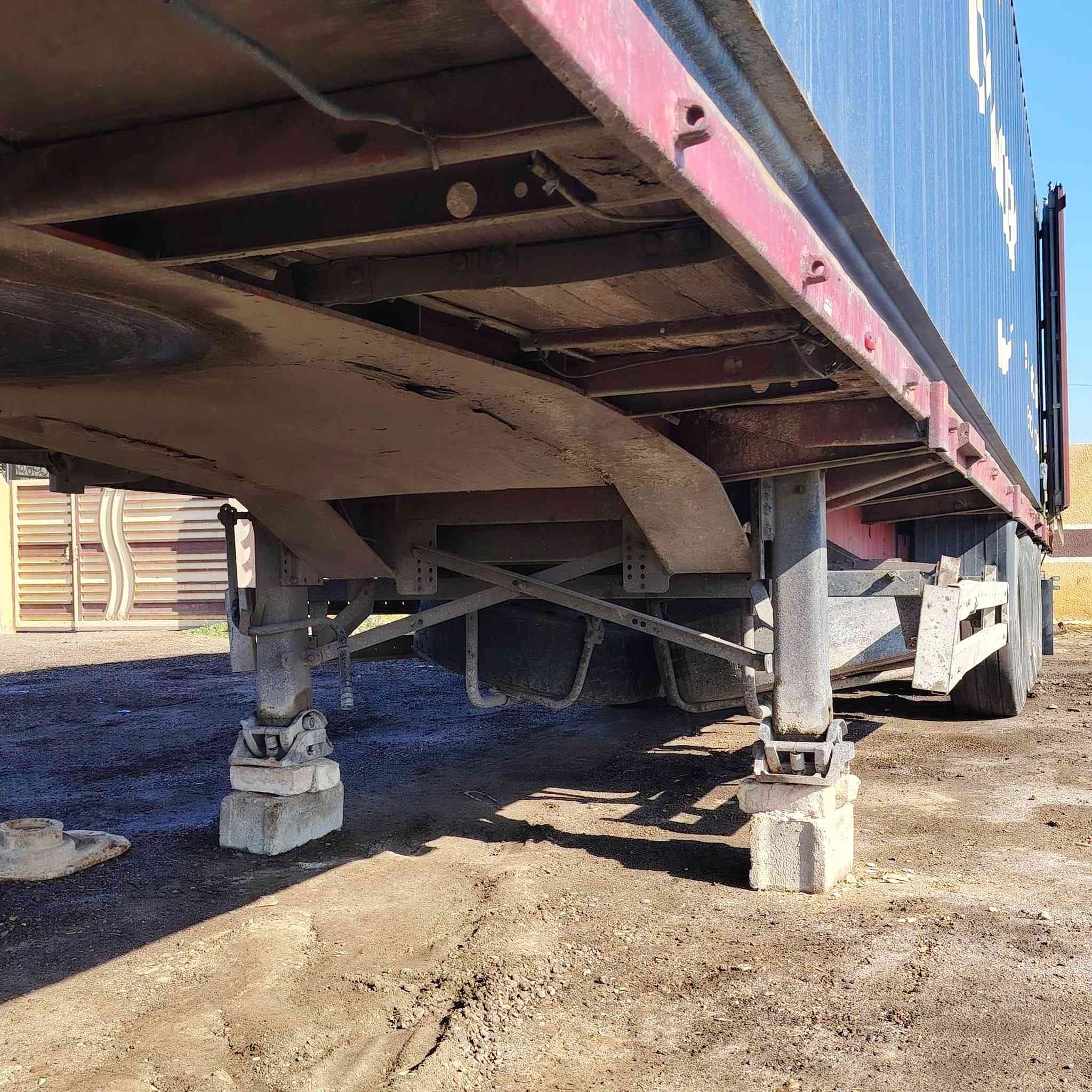 للبيع عربانه كرونه دنكير مربع بريك بنز تخم تاير مكفوله من كشلي *********** مكانها بغداد سريع الدولي قرب سيطرت المالكي سعر 55ورقه ومجال
