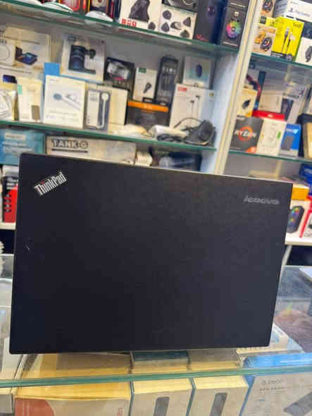 📌 متوفر كمية | Lenovo ThinkPad T450
💻 Lenovo ThinkPad T450 – ثنكباد عملي وقوي

🔹 المعالج: Intel Core i5 – الجيل الخامس U
🔹 الرام: 8GB DDR3
🔹 التخزين: SSD 256GB
🔹 الشاشة: 14 إنج
🔹 كرت الشاشة: Intel HD – مخصص للمهام اليومية والدراسة والعمل
🔹 الحالة: نظيف ومجرب

💰 السعر: 165 ألف فقط

📞 للتواصل واتساب: ***********
🛡️ ضمان 10 أيام استبدال من أي خلل
