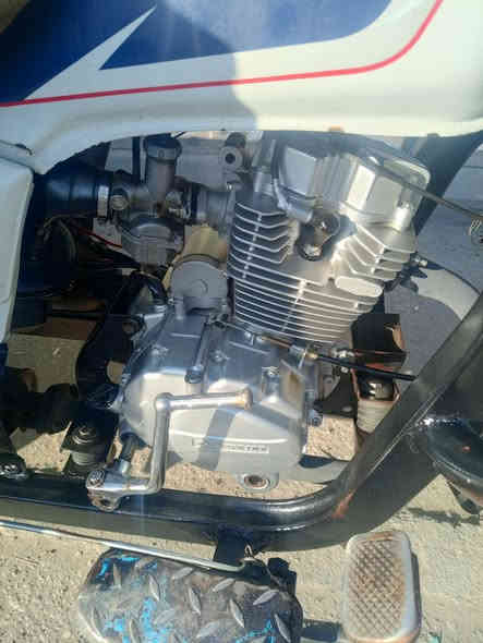 السلاعليكم ستوته لبيع سنويه ورقم  المديل 2012 جاهزه مامفتوحةالسعر خاص هاذه الرقم ***********
