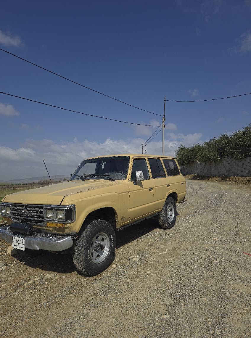 لاندگرۆزەر ٢ئێف مۆدیل ٨٥ حلوجە گێڕو مەکینەی بە شەرت دەبڵ ئەکسلی بە شەرتی شاخ چوار تایەی لۆکی لە ژێرە نرخیشی ١٧ گەڵا *********** بشدار, السليمانية
