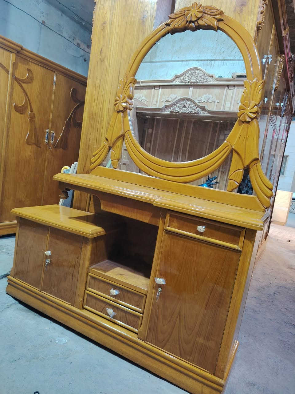 غرفه مستعملة ستة ابواب تسكام شغل درجة اولئ

عنواني : النجف_شارع المدينة _مقابل جامع الجوهرجي

الاستفسار ***********
