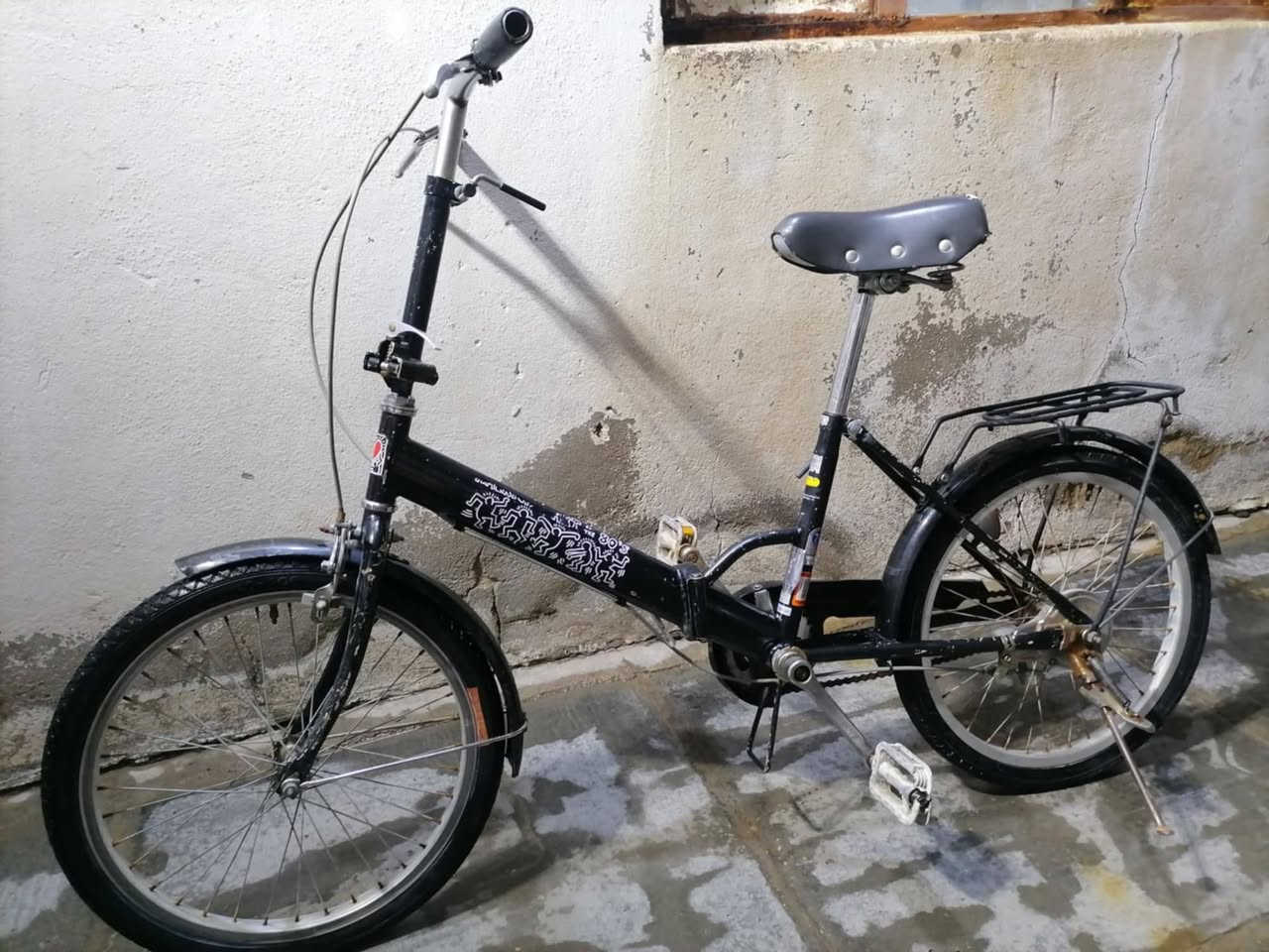 للبيع حجم 20 
السعر 80 وبي مجال


**إذا كنت صاحب هذا الإعلان وتريد حذفه لأي سبب، رجاءا أرسل رسالة إلى الدعم الفني**