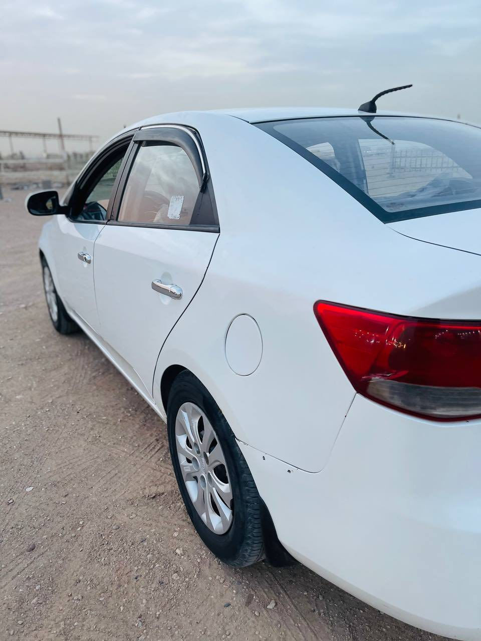 كيا سيراتو 2013 للبيع رقم إنكليزي
مكلف بلنشر 
سيراتو 2013 نص مواصفات 
سياره نضيفه ماعايزه واحلا من الصور 
السياره بيها قطعة صبغ جاملغ الخلفي 
الباقي مكفول مكانها النجف 
سعرها 105 
استفسار اكثر ممتواجد بلفيس فقط اتصال

‭0780 573 7701‬
