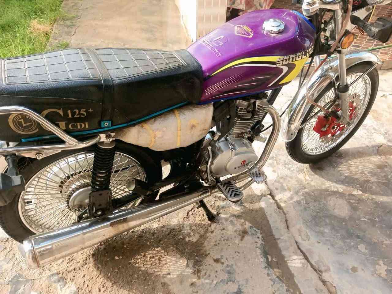 سلام عليكم دراجه تايكر موديل 25 اوراق سكنر  لبيع مكاني بابل جبله *********** عمي قفل 650 رجاهن الميشتري لا يعلق
