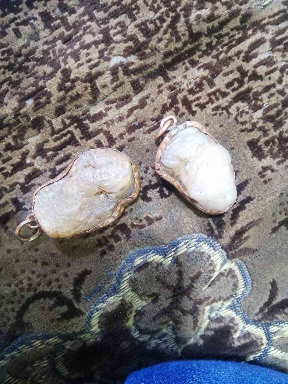 السلام عليكم عندي هذني الحجاره للبيع اصحاب خبره تفيدكم


**إذا كنت صاحب هذا الإعلان وتريد حذفه لأي سبب، رجاءا أرسل رسالة إلى الدعم الفني**