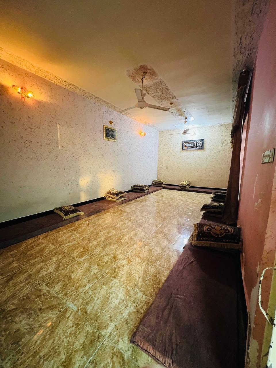 🌃 اللهم صل على محمد وال محمد 🌃
      🏫   🏫   🏫   🏫   🏫   🏫
              ⚜️ #بيت_للبيع ⚜️ 

☣️في الفلوجة حي التأميم
☣️ قرب اسواق الايمان
☣️ بناء طابوك 

⚜️المساحة : 300م 
⚜️الواجهة : 15م
⚜️النزال : 25م
 
طابقين 5 غرف نوم وصالتين واستقبال ومطبخين

 ⚠️ الشارع 🚸 : 10م  مُبلط
⭕ السعر : 270 قابل للتفاوض 
🧰⚖️ نوع الملك 🧰⚖️ : طابو صرف سند 
للاستفسار : مراجعة 
🥇#مكتب_الاقصى_للعقار 🥇
 للاتصال : *********** 📞☎️
واتساب : *********** 📞☎️
⭕التسلسل: 166
#عقارات_الفلوجة #عقار_للبيع #عقارات_الانبار #عقارات_العراق  #العقار #عقار
#العقار_للبيع #للبيع #بيع #بيت #بيوت #قطعة #قطع
#ارض #اراضي
#عقارات #عقارات_الاقصى
