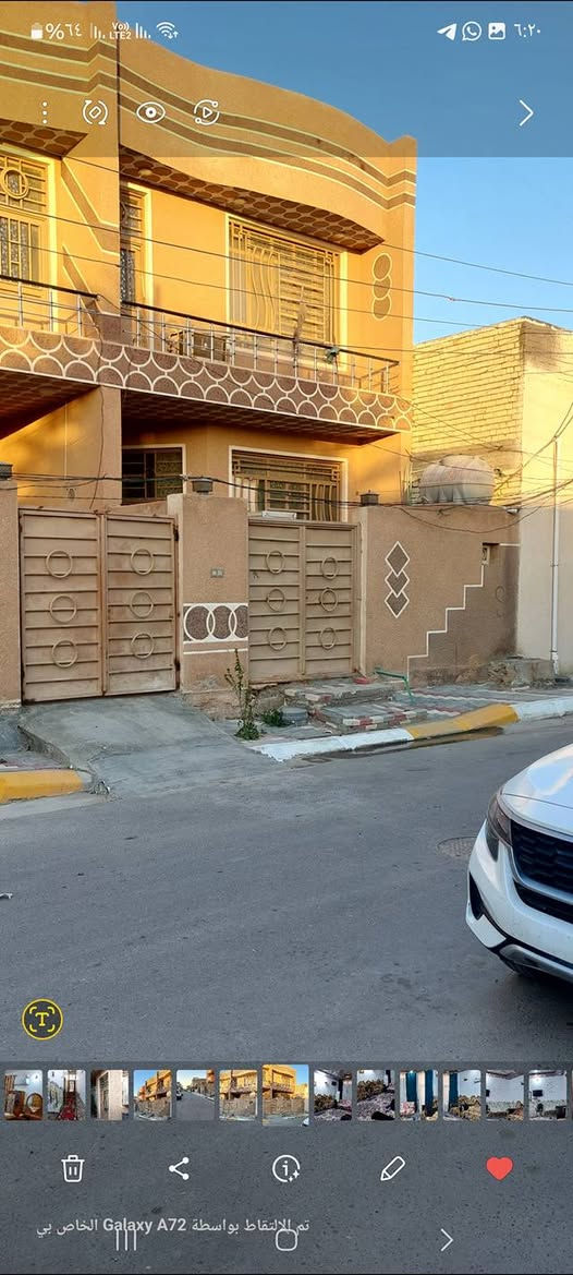 بيت في كربلاء حي القادسية
قريب جدا عن الحديقة وساحة عامة 
على شارعين تبليط
المساحة ١٥٠ متر كلها بناء
العرض ٦ متر
نزال ٢٥  
فيه غرفتان للنوم
واستقبال
صالتان واحدة في الطابق الأرضى والثانية في الطابق العلوي
مطبخ 
حمامات ٢
البيت مرتفع عن الشارع
بناء حديث
وأهم ما يميز البيت انه محاط بجار جيد  جدا
السعر ٢٥٠ مليون
رقم الهاتف ***********
