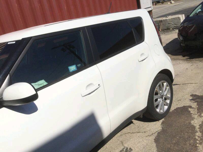 بابل. المسيب. سده الهنديه
رقم بابل انكليزي 
مكينه 2000
السياره جاهزه من كلشي 
