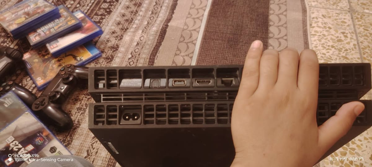 بلي فور فات نضام 13.50 500 كيكا ويا العاب ويا حساب مال ذاكروتو وحساب بلي فور والسعر 250 بس بدون اي تفاوض ولمكان كركوك دوميز يم مطعم الاسراء الرقم للتواصل *********** لايوجد توصيل كامل ملحقات
