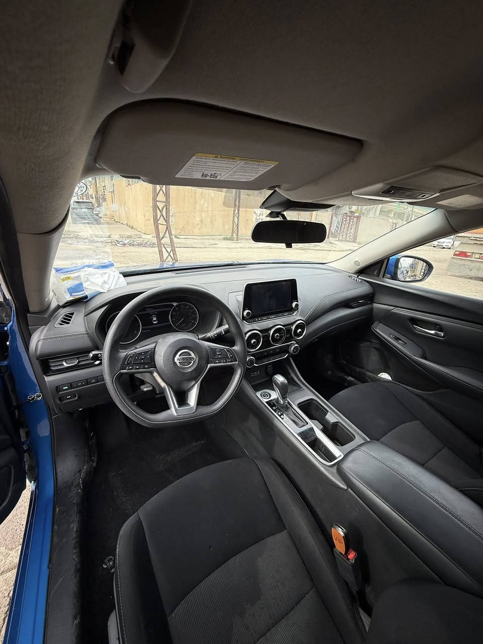 نيسان سنتره للبيع موديل ٢٣فول مواصفاتsv ضرر خمس  قطع ٣ مصبوغ امريك و٢مصبوغات هنا يعني ضرر بس جاملغ وبوند ولباقي كفاله محرك ٢٠مغوب توقف داثي  امام وخلفي حساسات السعر اتصال / سعر مناسب ***********/***********
