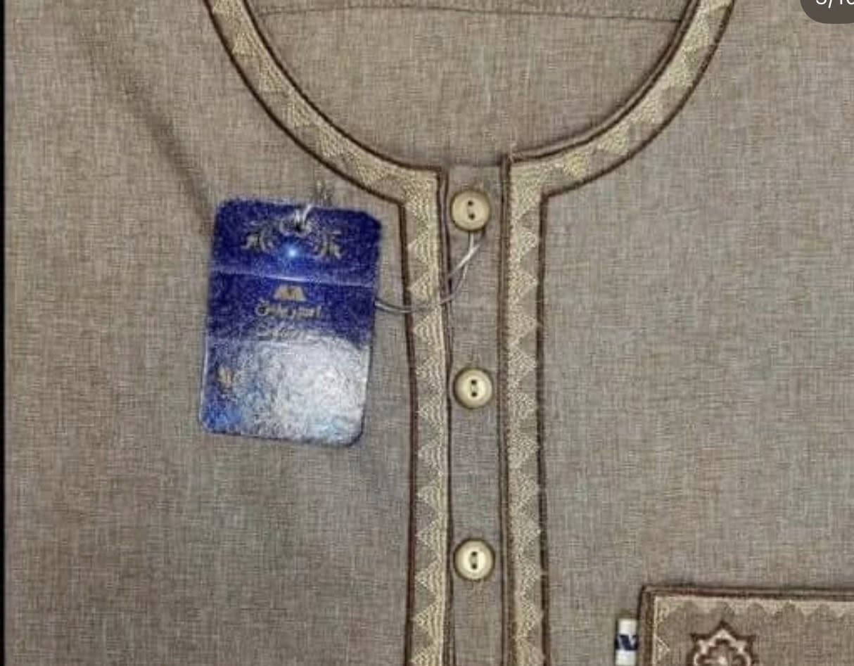 وصلت كلابيات 
رجالي و ولادي خامه 
قطن فانيله 
مرتبات الوان مختلفه 
والقياسات من 4 سنه لحد 15 سنه 
والقياس الرجالي متوفر 
التوصيل سماوه 2000
التوصيل محافظات 5000


**إذا كنت صاحب هذا الإعلان وتريد حذفه لأي سبب، رجاءا أرسل رسالة إلى الدعم الفني**