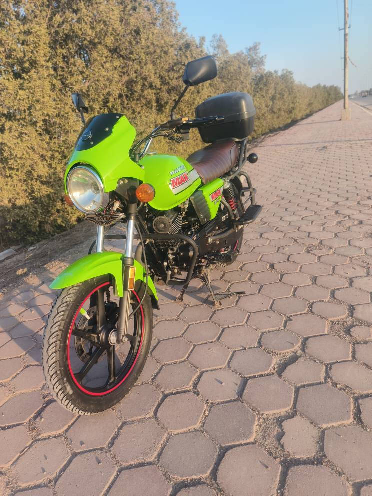 سلام عليكم  دراجه البيع مديل 2023 مكفوله كفاله عامه مكاني كوت دجيلي السعر اتصل ***********
