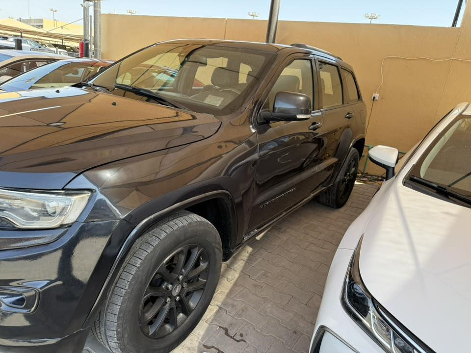 🚗 للبيع: جيب
📍 مكان السيارة: كربلاء 
📞 للتواصل:***********
💰 السعر:١٤٠ وبيه مجال
🛠️ المحرك:6 سلندر 

•
•فول فول خنك

⚠️ 
•  
• وارد خليجي
• رقم السيارة: بغداد
• لون السيارة: اسود
• باسم المالك- شرط امداور
