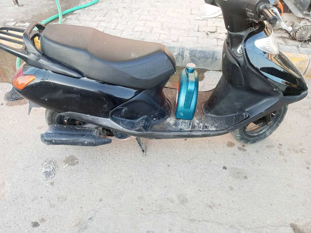 دراجه سبيسي ياباني لبيع مفتوحة رايمر اول مره كفر اصلي ٥ أختام سلف وهندر شغاله سعر 
650 بية مجال مكان شهداء سبع نيسان رقم ***********
