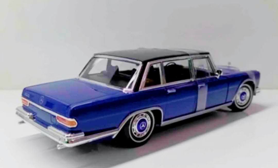⭕👇 مواصفات القطعة 👇 ⭕

الماكيت الملكي - Royal Maquette 👑💪

لهواة التميز والفخامة والكلاسيك👌

                ✅ موديل 1963. Mercedes-Benz ㉦ 💪

🔵  مجسم المرسيدس بولمان 600 ✅

🔵  القطعة بتفتح ابواب وكبوت 👌 

🔵 دركسيون متصل بالعجله الأماميه بيتحكم في الكاوتش

 يمين ويسار 👌🚙

🔵 القطعة مميزة باللون الأزرق 💙

🔵 القطعة مقاس 1 : 24 طولها حوالي 20 سم 👌

 🔵 القطعة إنتاج شركة Welly nex  ✅

 🔵 مصنوعة من المعدن بالكامل 👌

 🔵 العربية جديد بالعلبة 👌🏻🎁

‼️للحجز تواصل معانا واتساب 012 01584328  📱


**إذا كنت صاحب هذا الإعلان وتريد حذفه لأي سبب، رجاءا أرسل رسالة إلى الدعم الفني**