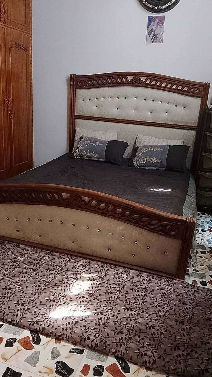 للبيع السعر 750 المكان حي الانتصار


**إذا كنت صاحب هذا الإعلان وتريد حذفه لأي سبب، رجاءا أرسل رسالة إلى الدعم الفني**