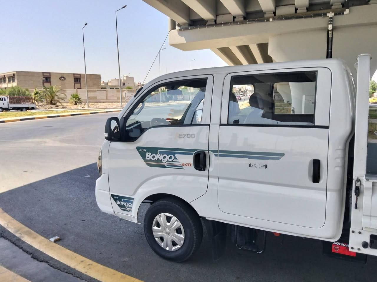 السلام عليكم 
كيا دبل قماره موديل 2019 رقمها بغداد انكليزي شرط التحويل مكينه 2700 جديده لا صرف ولا بخار ولا تنقيص 
وكير ومكينه واكسل وشاصي ورقم شاصي كل مكفول 
تخم تاير جديد شاده دوشمه درجة اولى سياره جاهزه مال بيت سياره بيه تبريد ثلج 🥶 سياره ماشيه 130 كم حقيقي 
سياره جديده وحلوه مال شغل العنوان بغداد البلديات 
السعر 137 وبيه مجال بسيط الرقم ***********
