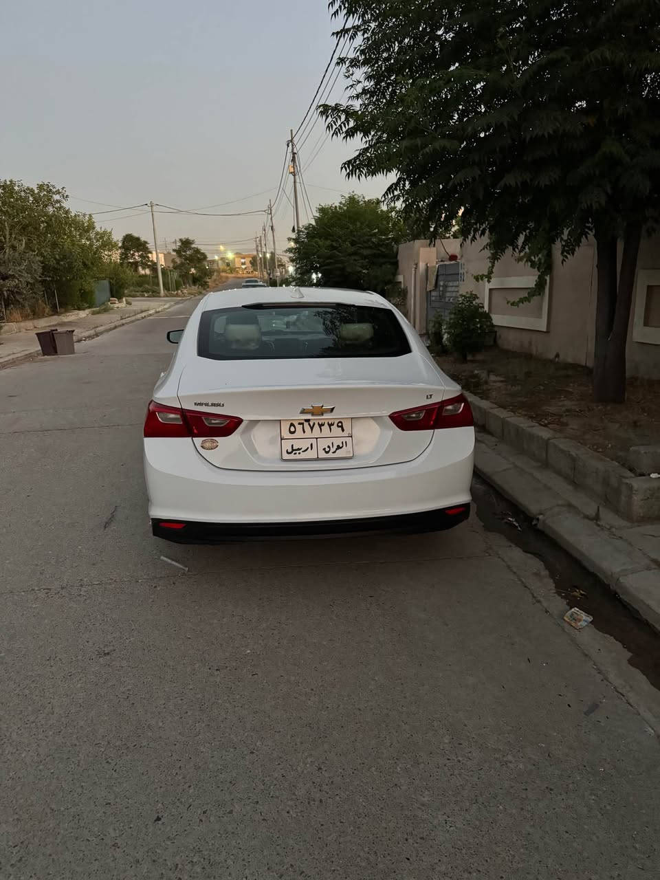 ماليبو ٢٠١٧ 
سياره بيها قطعتين صبغ بدون دواخل 
محرك و كير مامفتوح بشرط 
سياره عليها ( ١٠ )$ ورقه غرامه تنزل من سعر 
سياره تحول + وكاله بشرط 
سعر (( ٩٣ )) ورقه و مجال 
موبايل *********** واتساب 
مكان سياره قضاء برده ره ش اكر, نينوى
