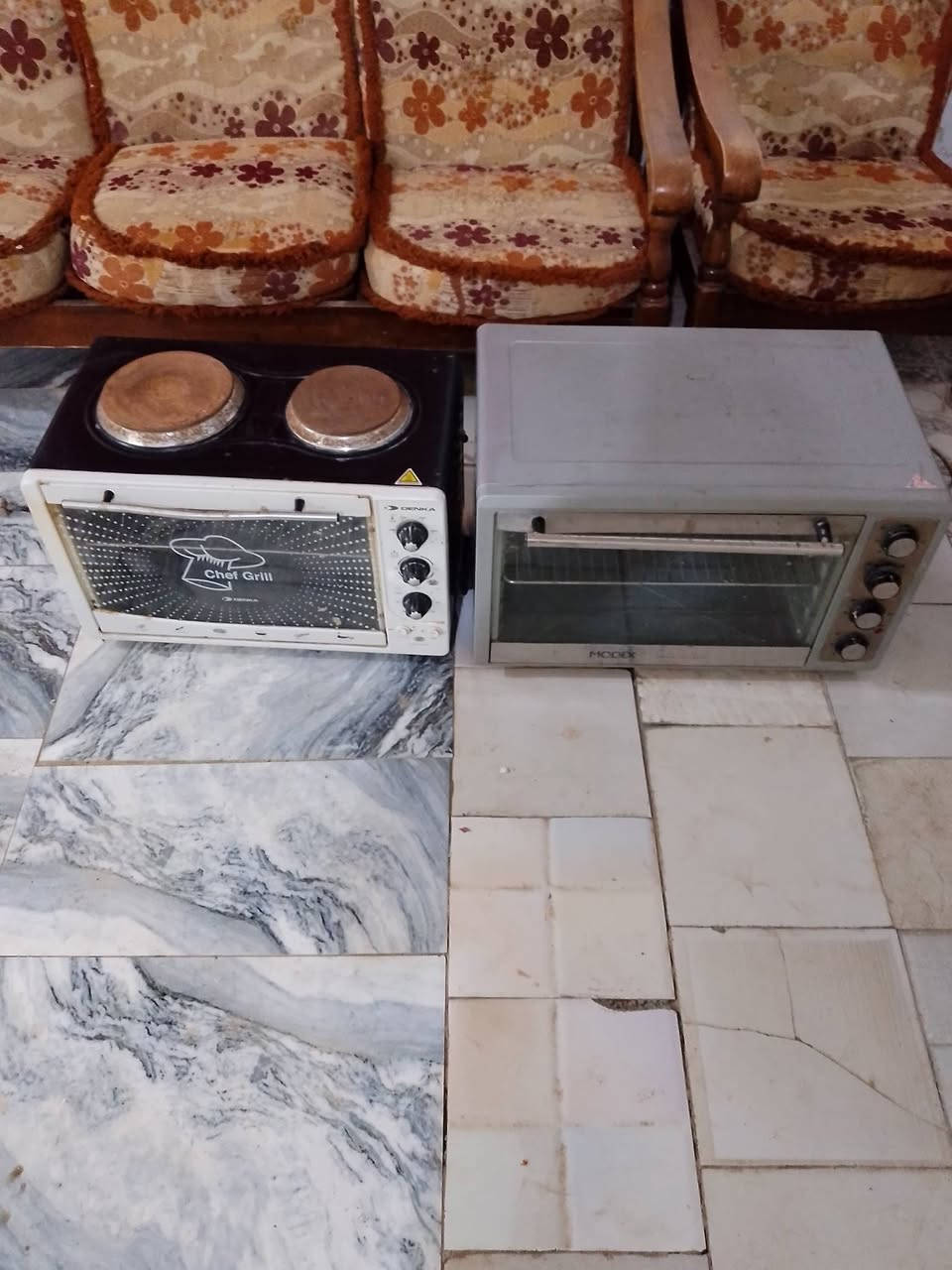 اغراض للبيع الاتصال على الرقم ***********

