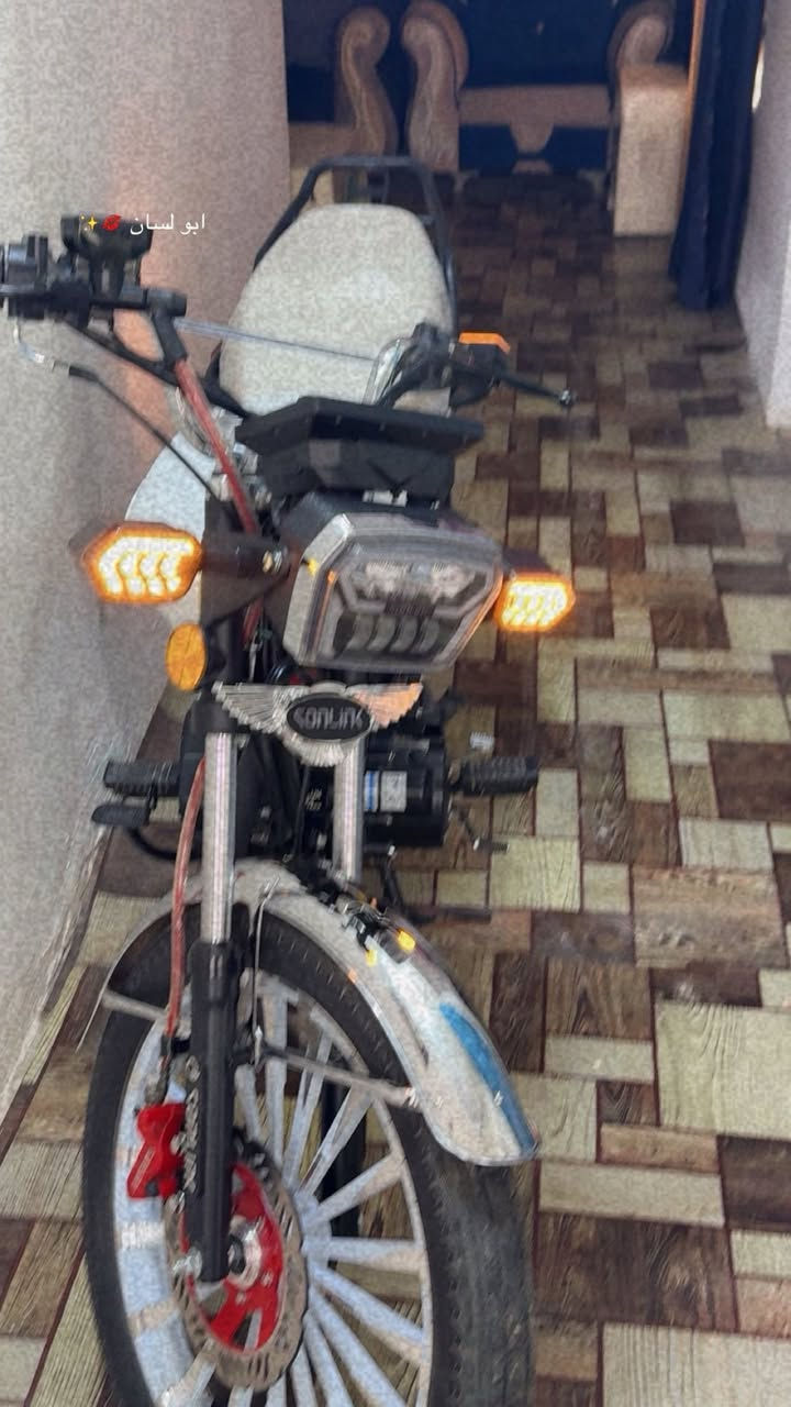 سلام عليكم دراجه يراني. 5 كير ما صار هواي من خذتها دراجه جديده. كلش سعر 900. ***********
