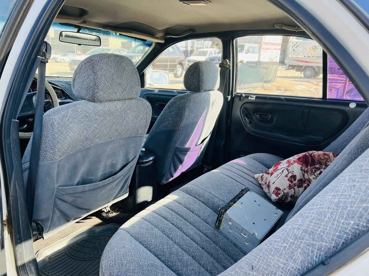 السلام عليكم سوناتا موديل93للبيع مكينه كير حداديه خير من الله لا تنقيص ولا تبخير تخم تاير جديد كهربائيات كلها شغاله سنويه ما ساقطه السياره احله من الصور تاخذها الف مذب عليها السعر 39&وبيها مجال بسيط حك الجيه 
المكان واسط الصويره 

*********** ☎️
